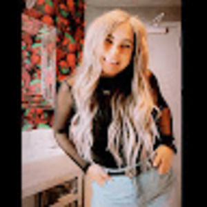 Meet your Posher, Carrie